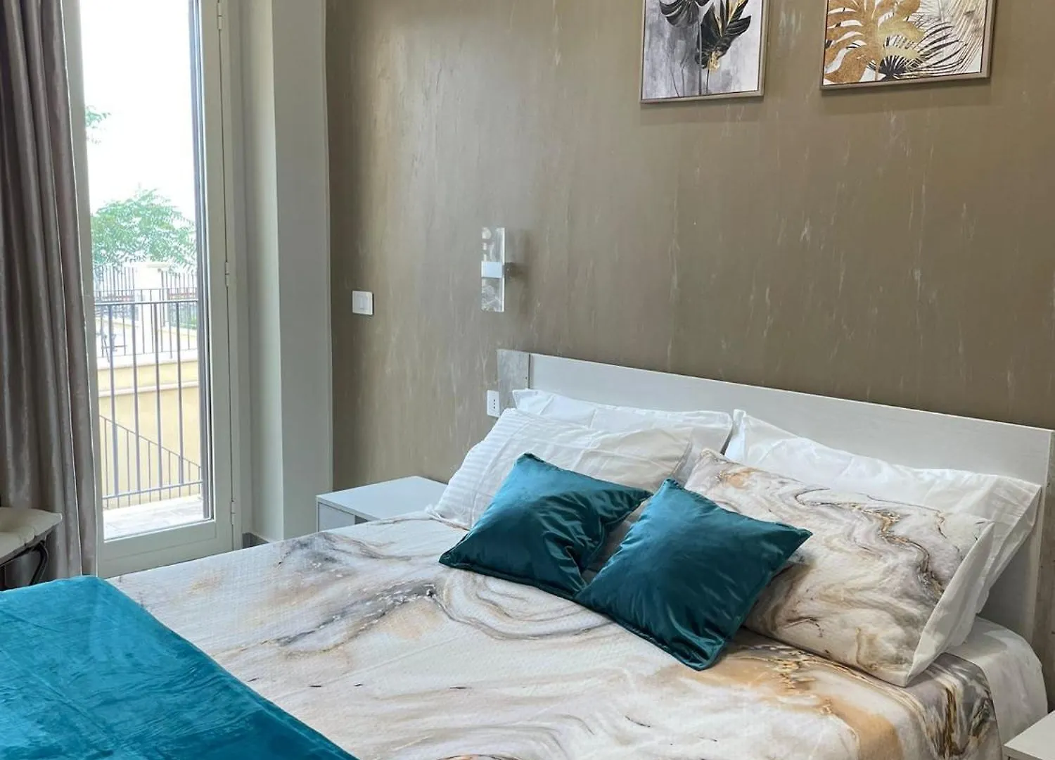 Bed & Breakfast B&B Kairos Itala Italy