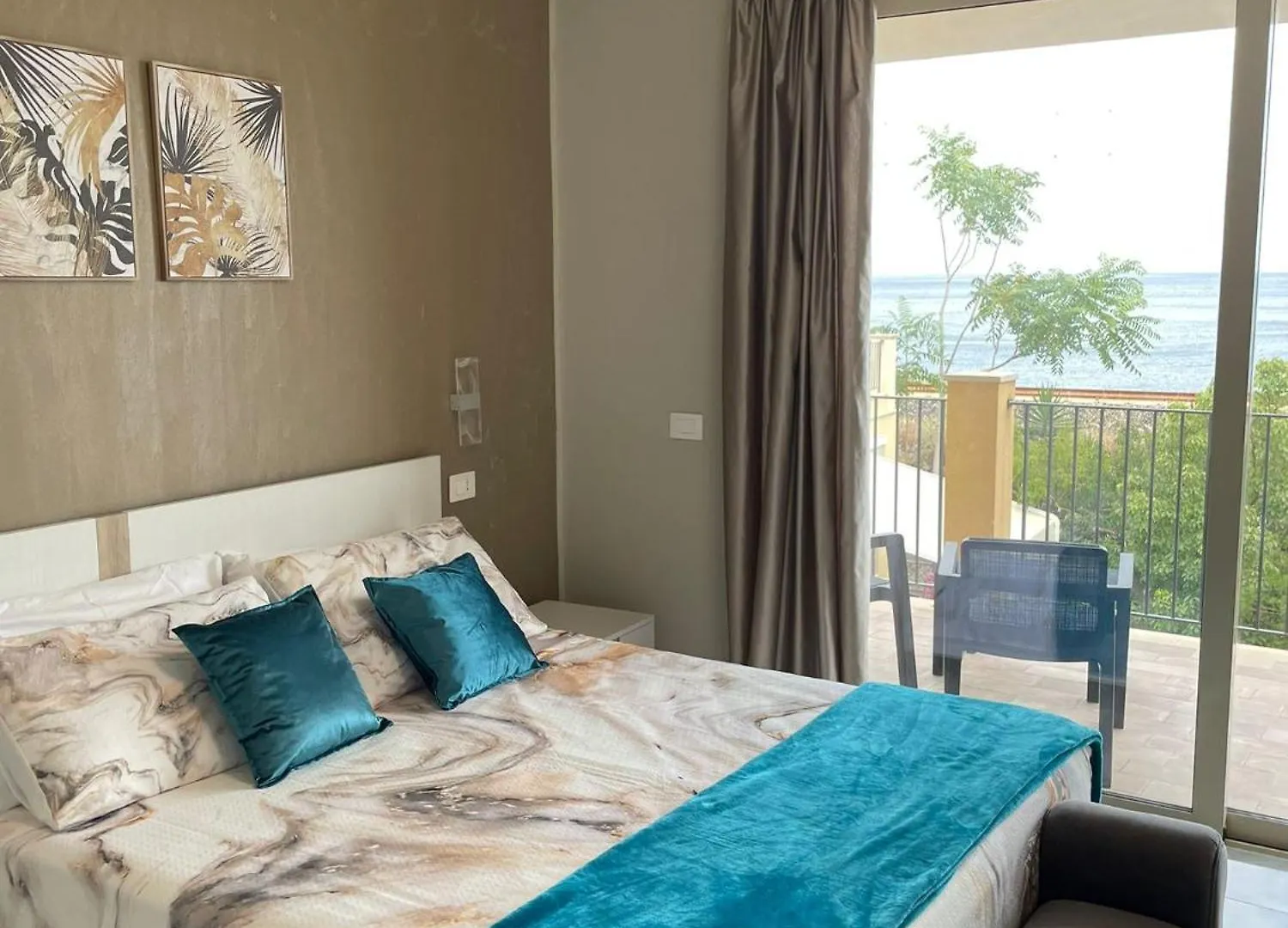 B&B Kairos Itala Bed & Breakfast